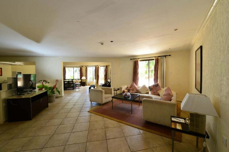 dianireef room6 1 768x512